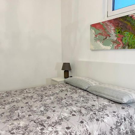 The White House, Modern Apartment In Center Milan Bagian luar foto